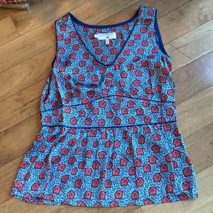 Elegant v neck sleeveless top